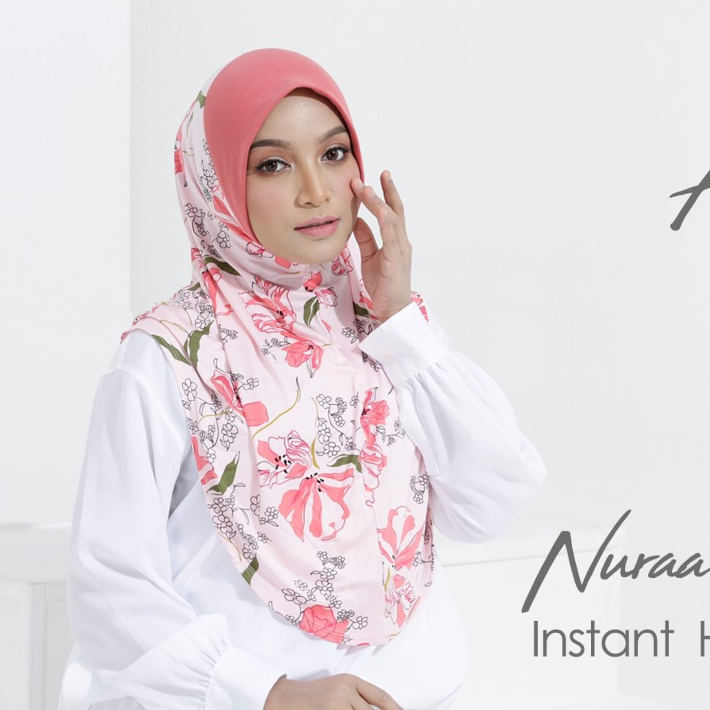 NURAA Instant Hijab V.20 Size M only