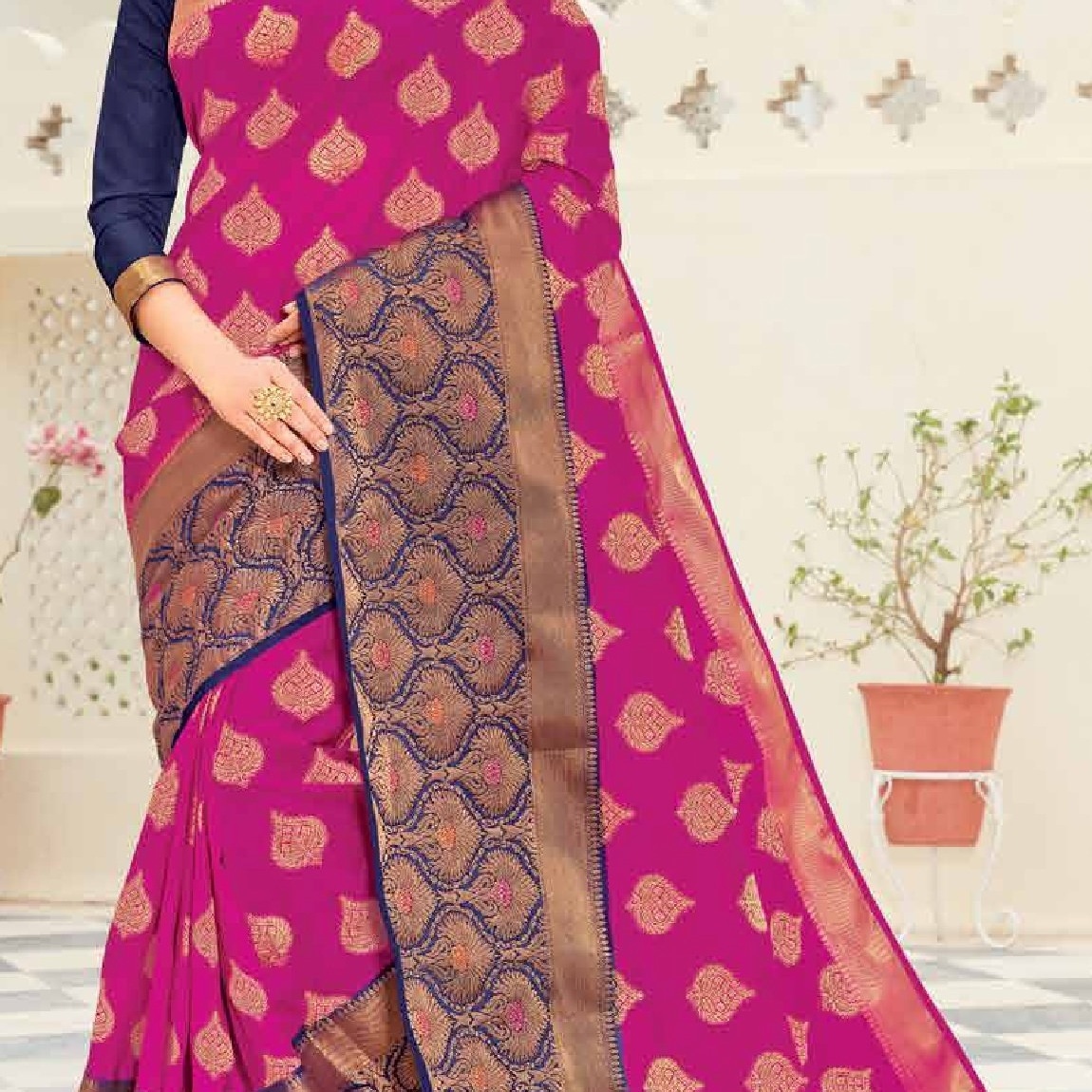 Beautiful Traditional Looking Banarasi Silk Sarees With Zari Thread Work.