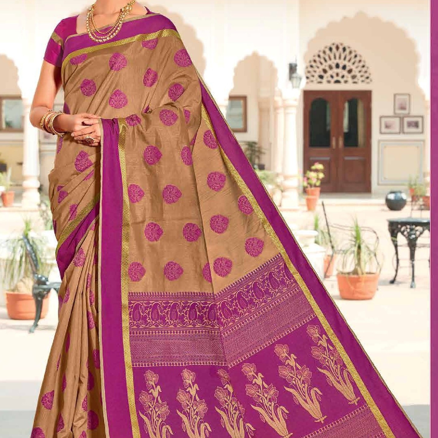 Beautiful Traditional Looking Banarasi Silk Sarees With Zari Thread Work.