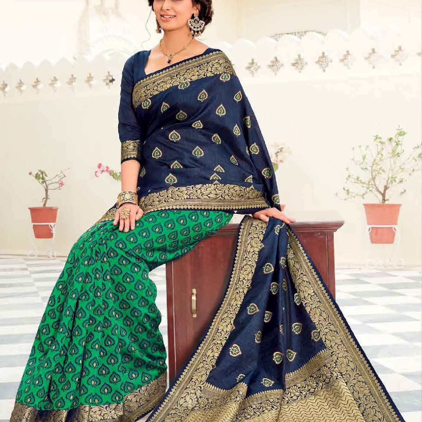 Beautiful Traditional Looking Banarasi Silk Sarees With Zari Thread Work.