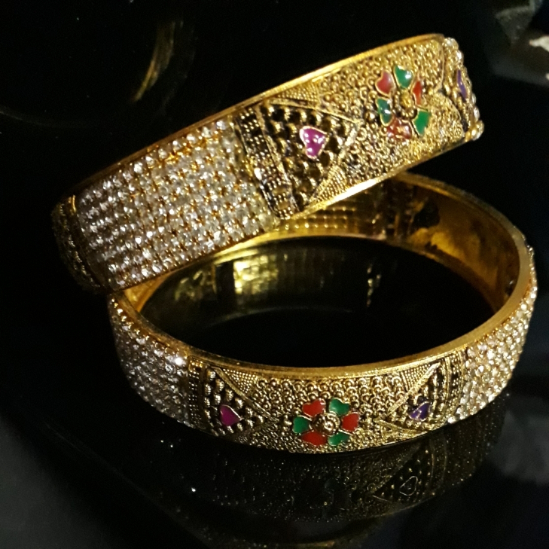 Fashion Jewellery Traditional Gold Plated Bangles Set of 2 For Women