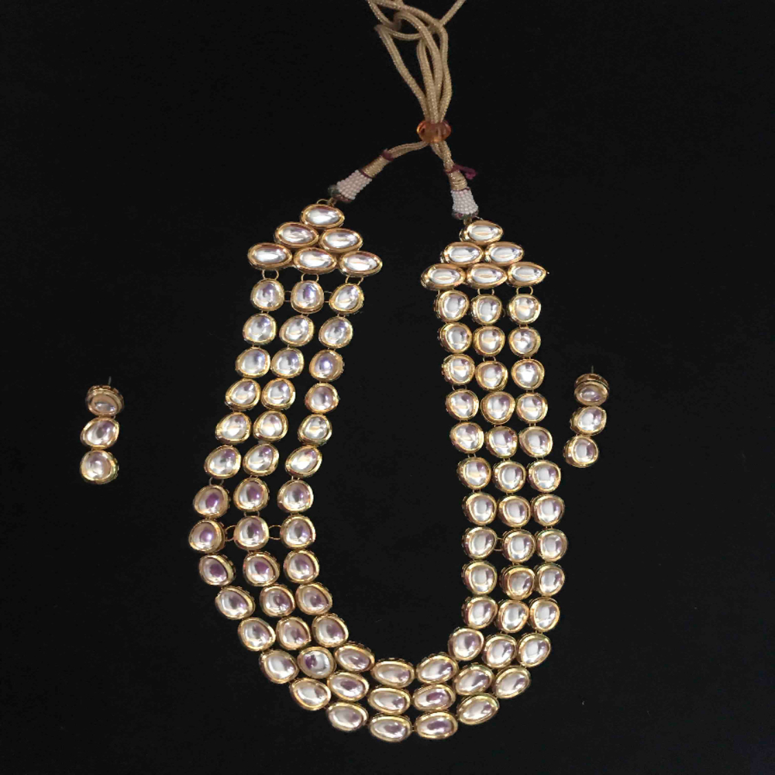 kundan set with earrings 