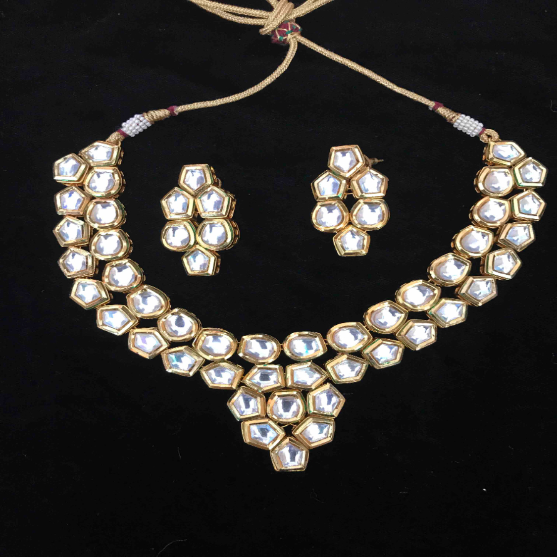 kundan set with earrings 