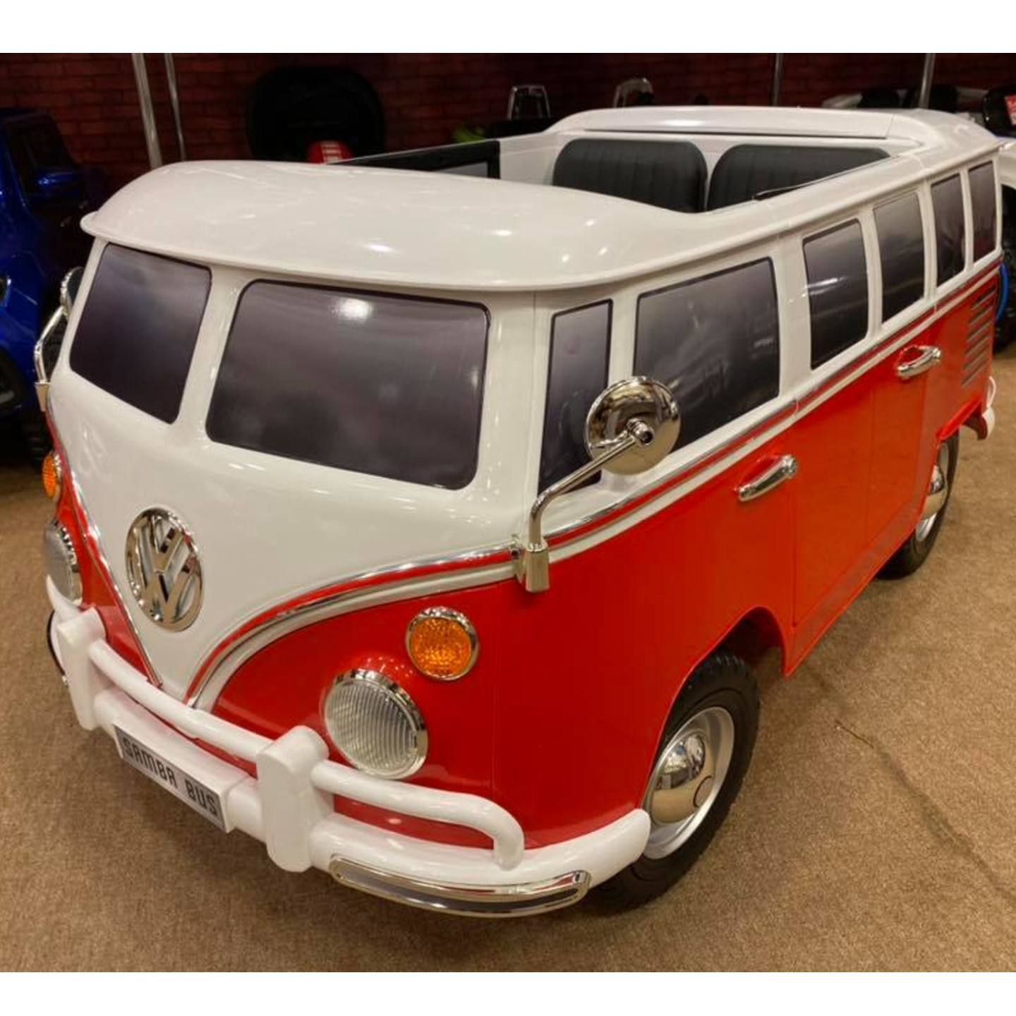 Battery Operated Classic Volkswagen Kombi