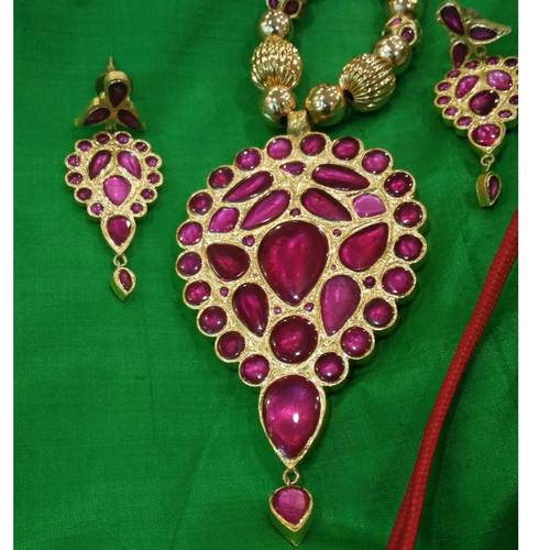 Dugdugi in Original Pomegranate Stone (ডালিমীয়া বাখৰ) 