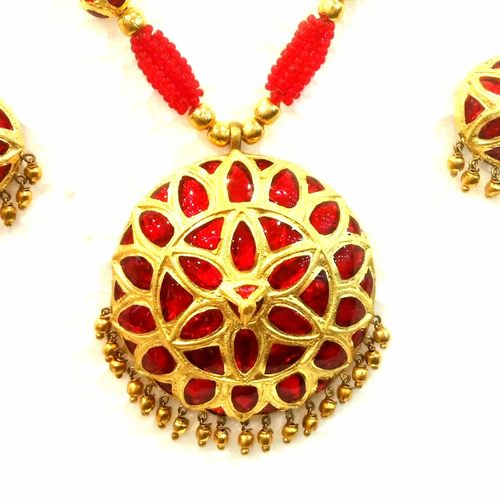 Jaapi Set in Red Stone (Large Size)