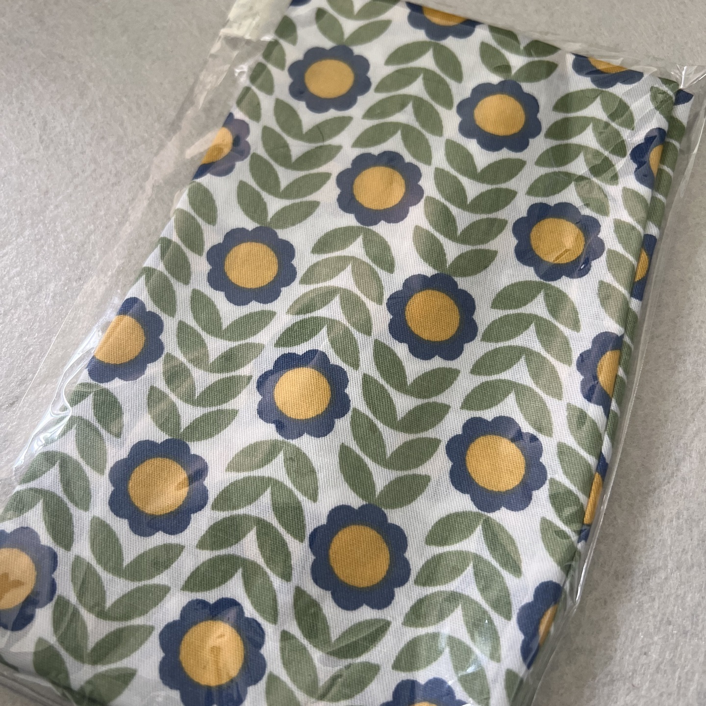 Floral & leaves