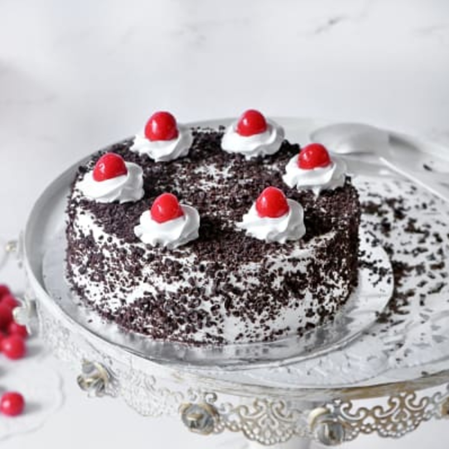 Black Forest cake 1/2 kg 