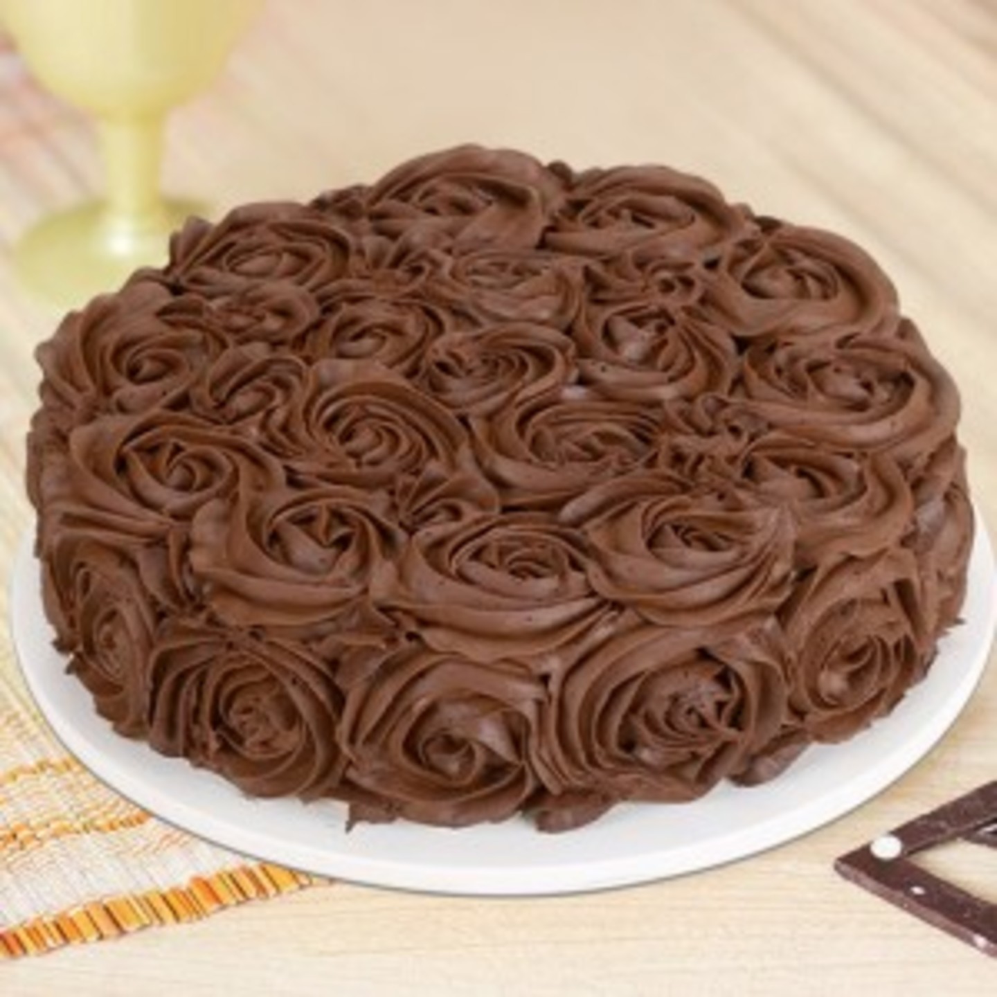 Chocolate truffle Rose cake 