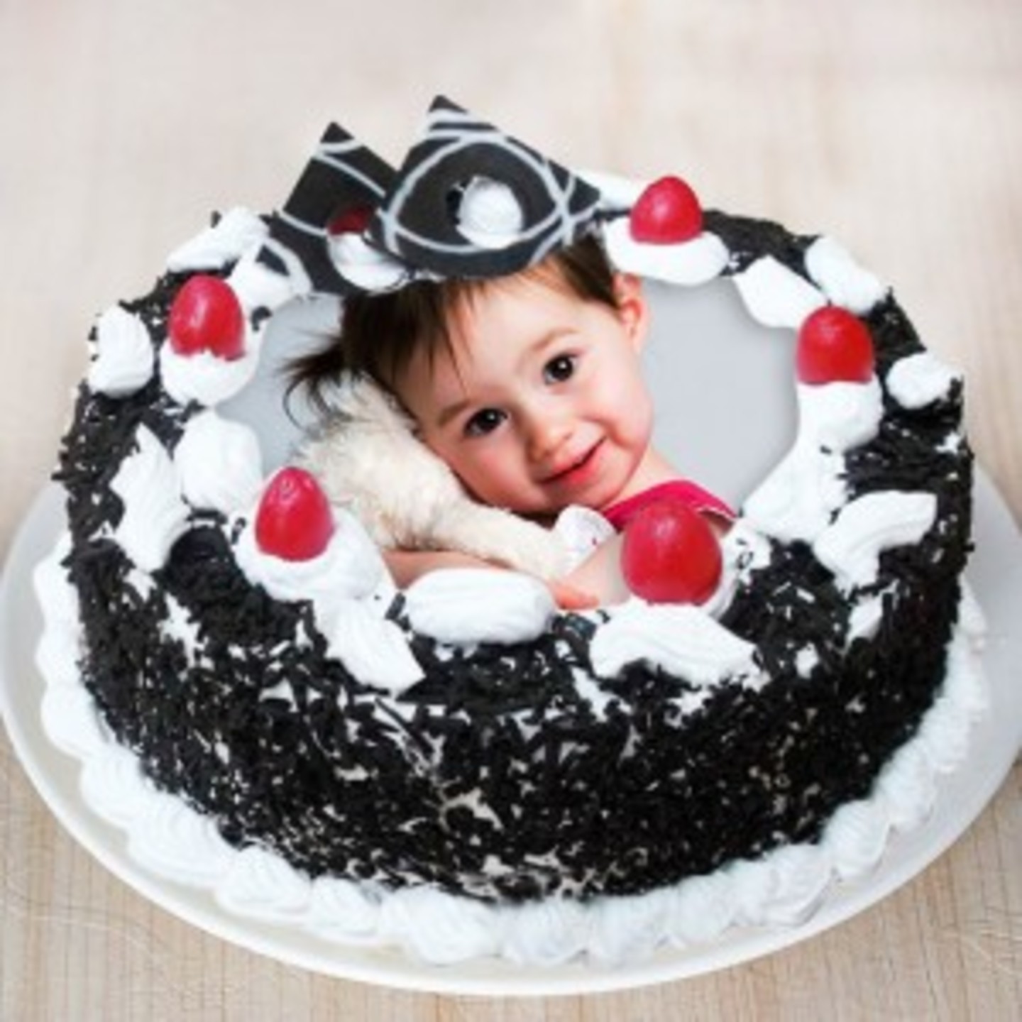 Black Forest photo cake 1/2 kg 