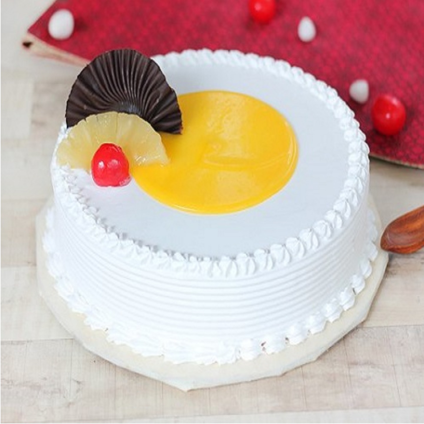 Pineapple cake 1 kg 