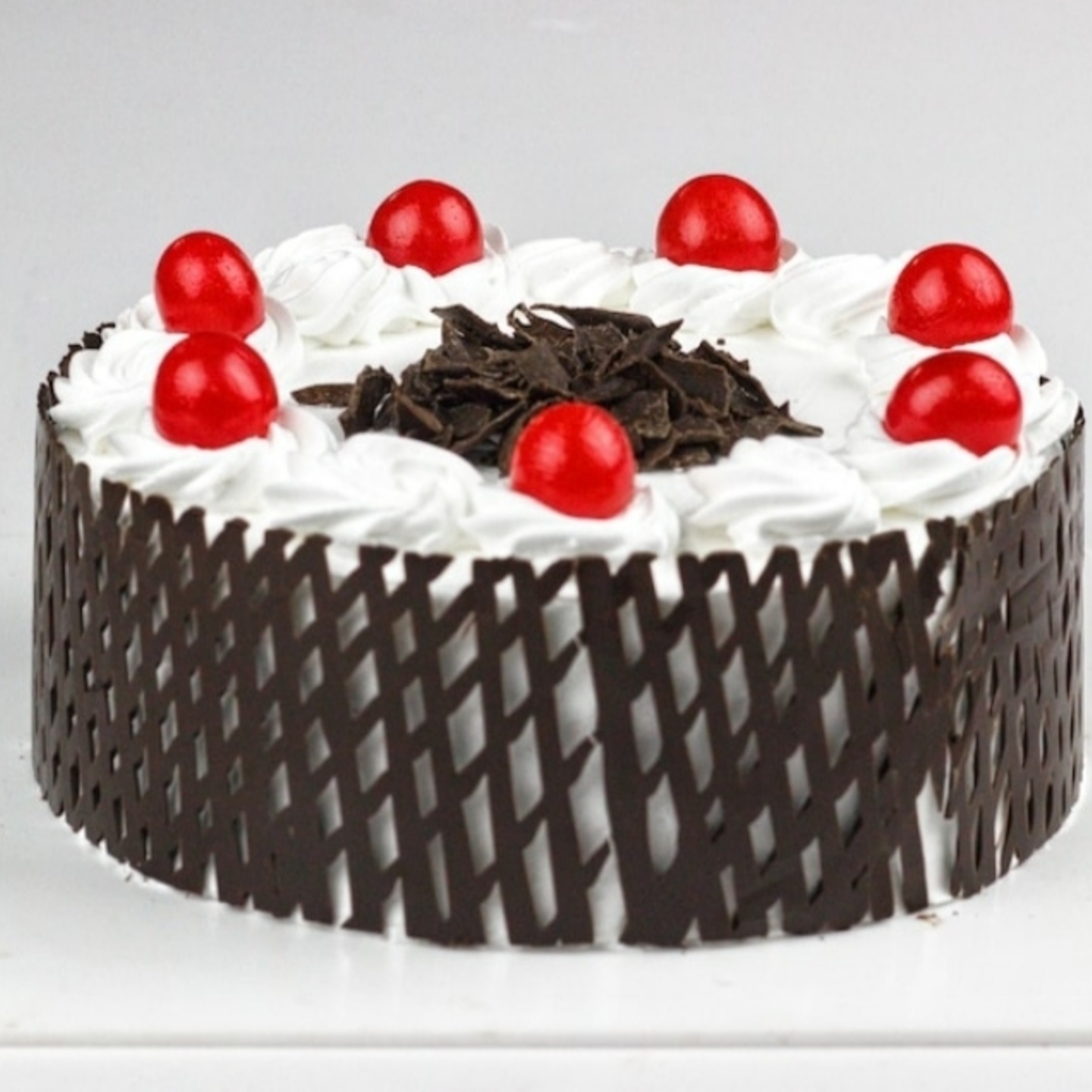 Black Forest cake 1/2 kg 