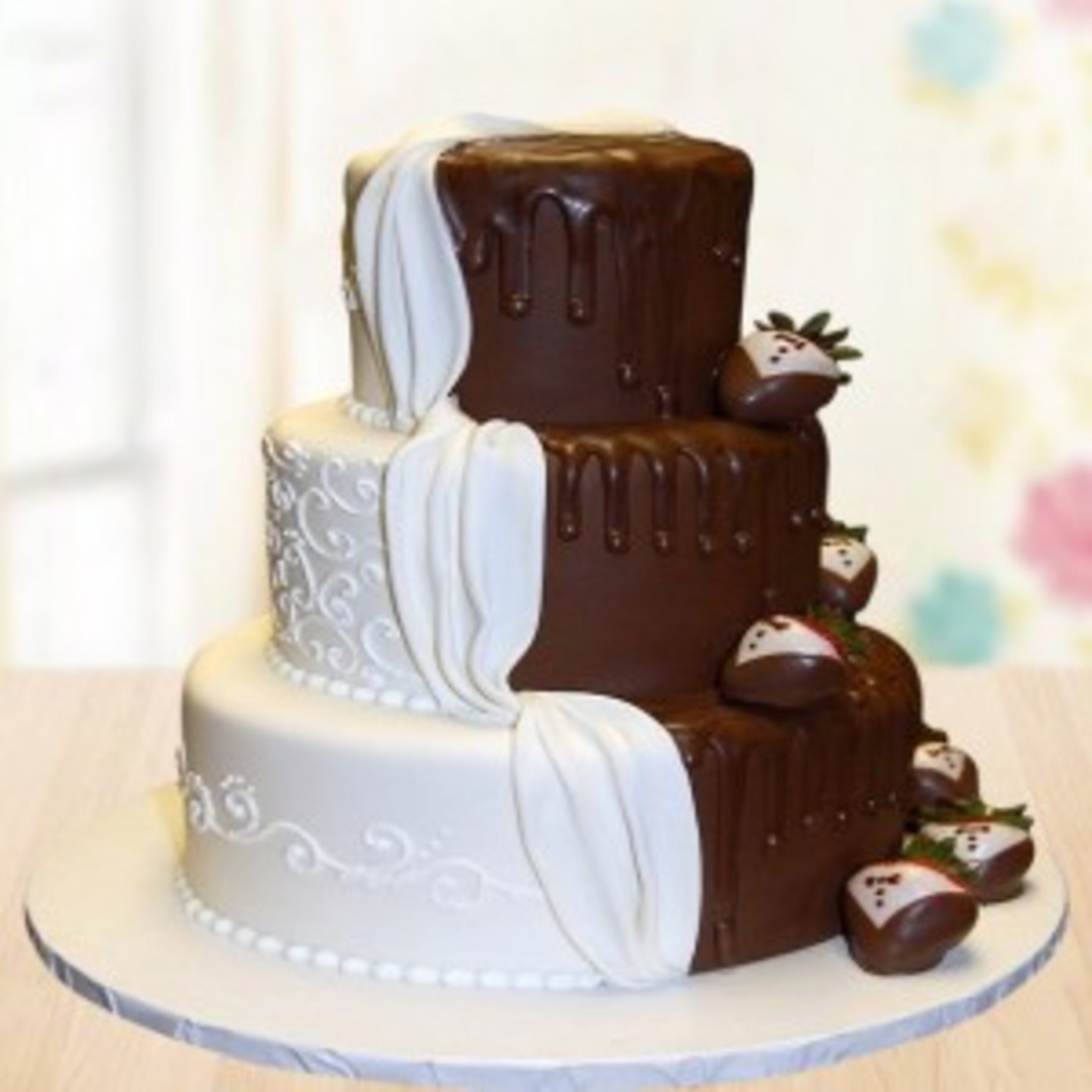 GRAND WEDDING CAKE 