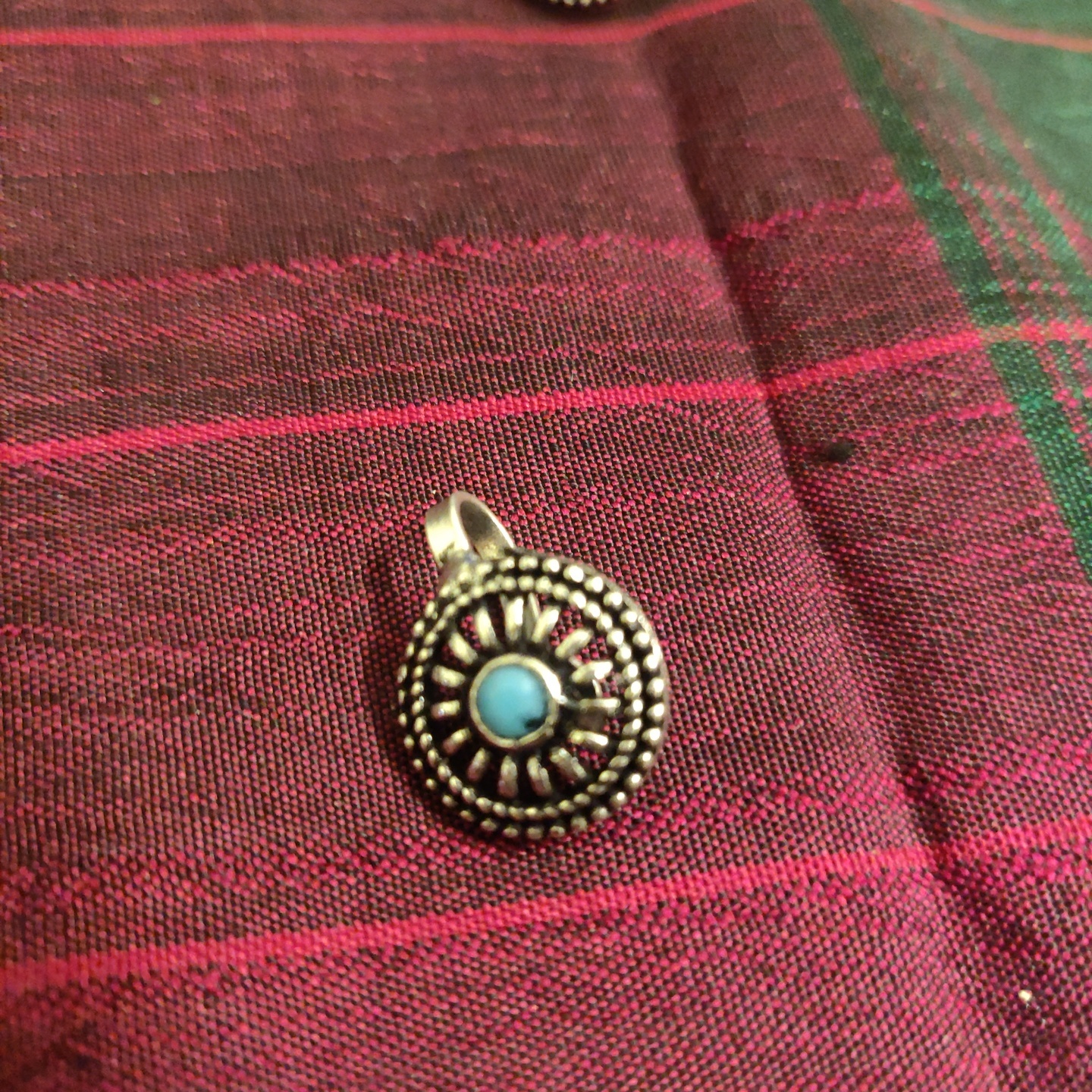 Stone Encrusted Oxidized Nose Pin