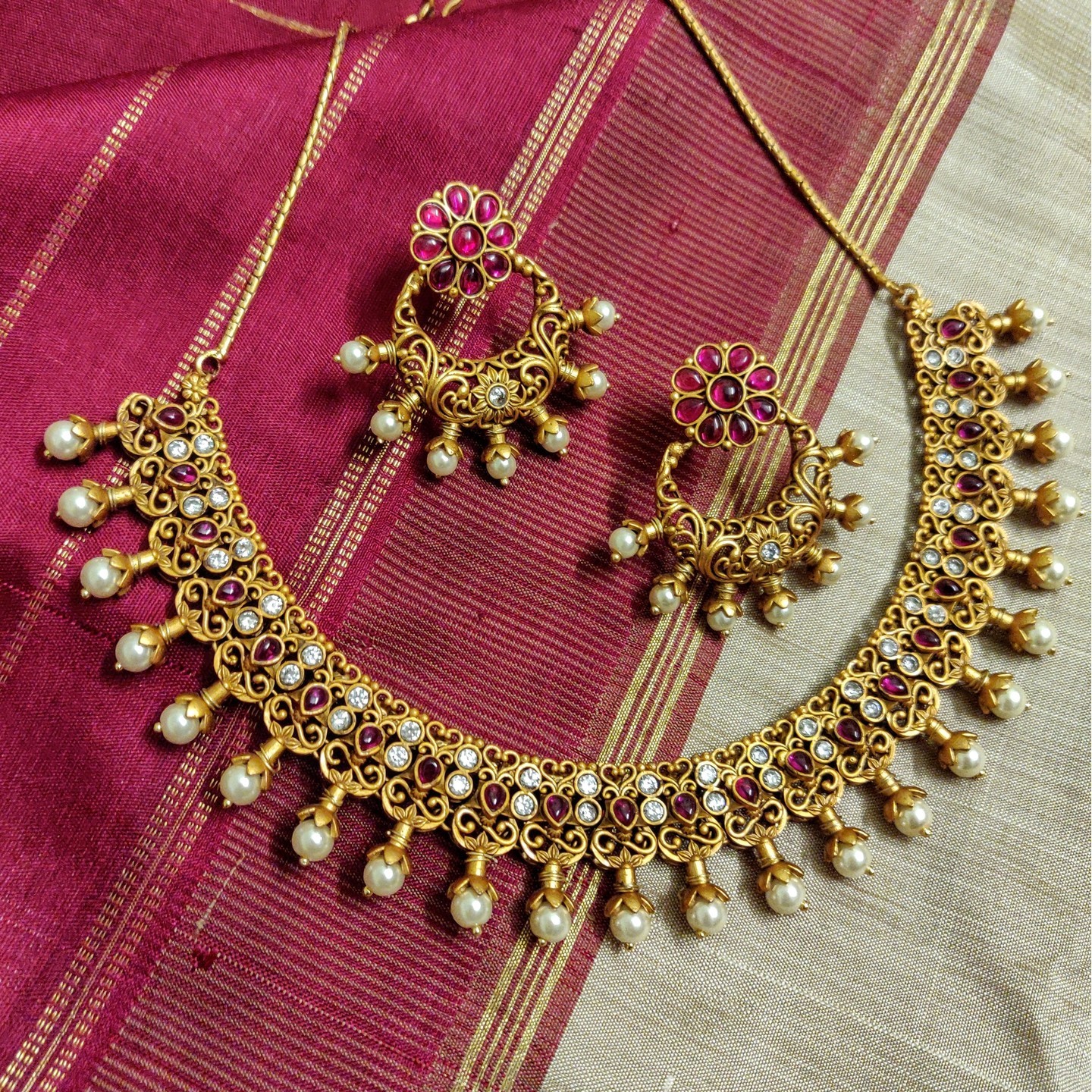 Necklace Set in Matte Gold Finish