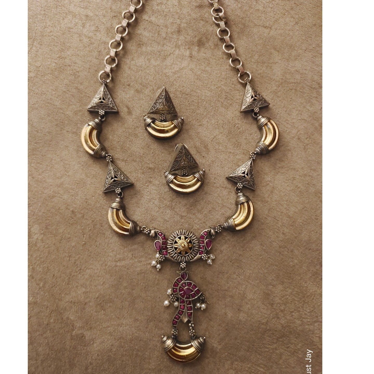 Dual Tone Tabeez Necklace