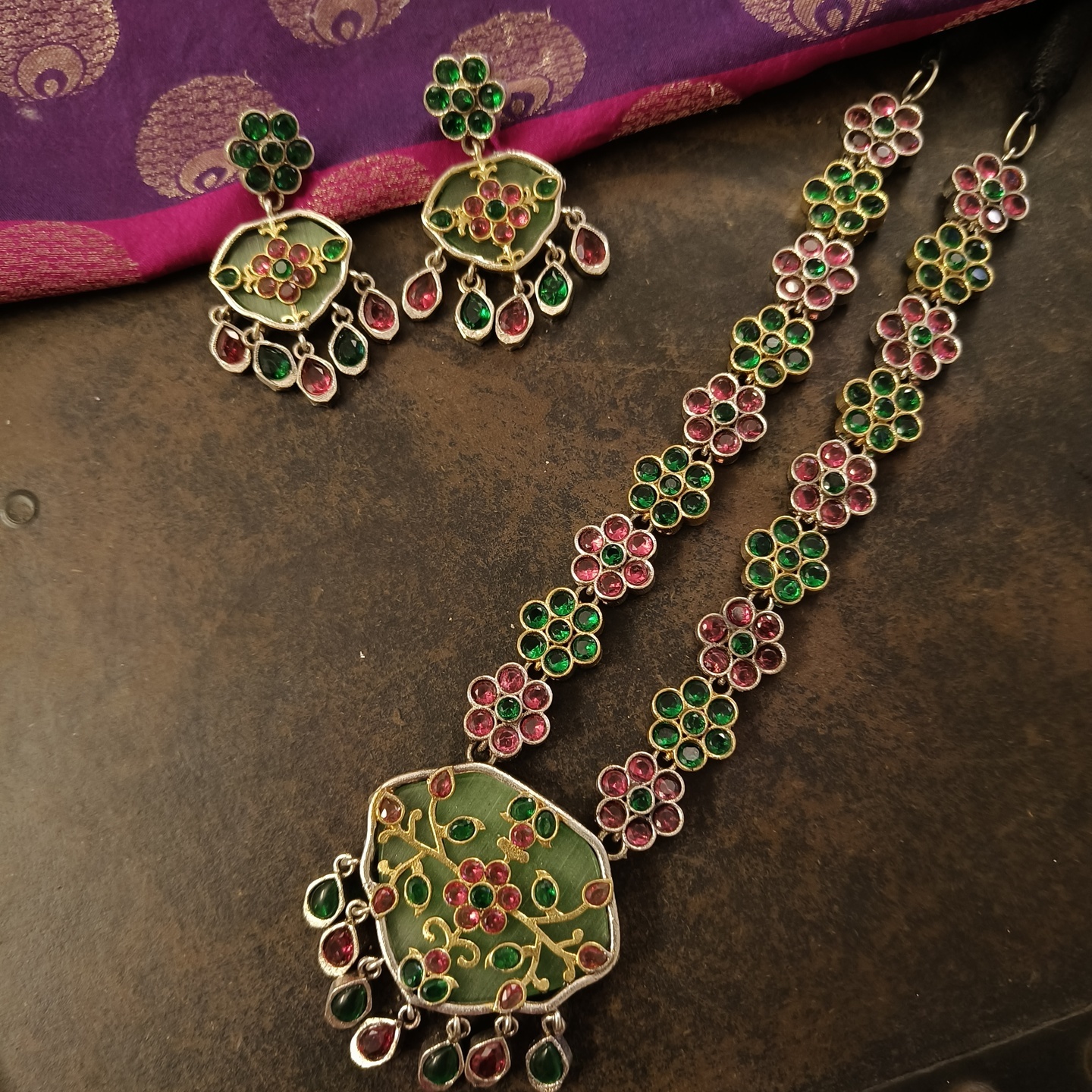 Dual Tone Stone Work Necklace Set