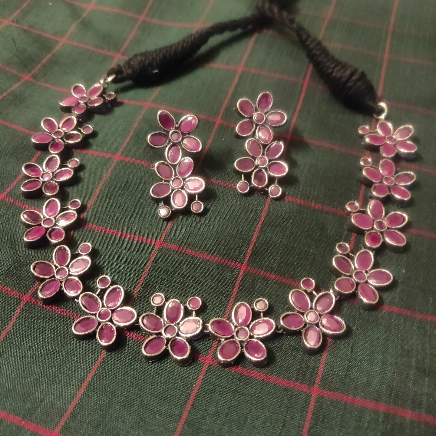 Beautiful Flower Necklace
