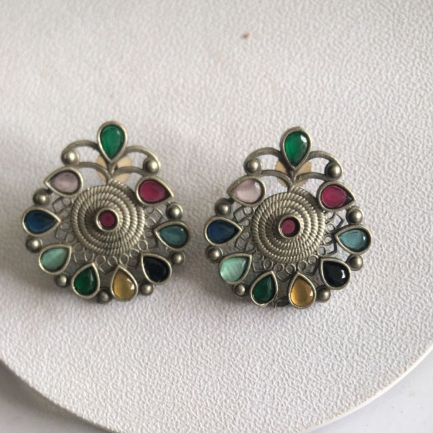 Earstuds 