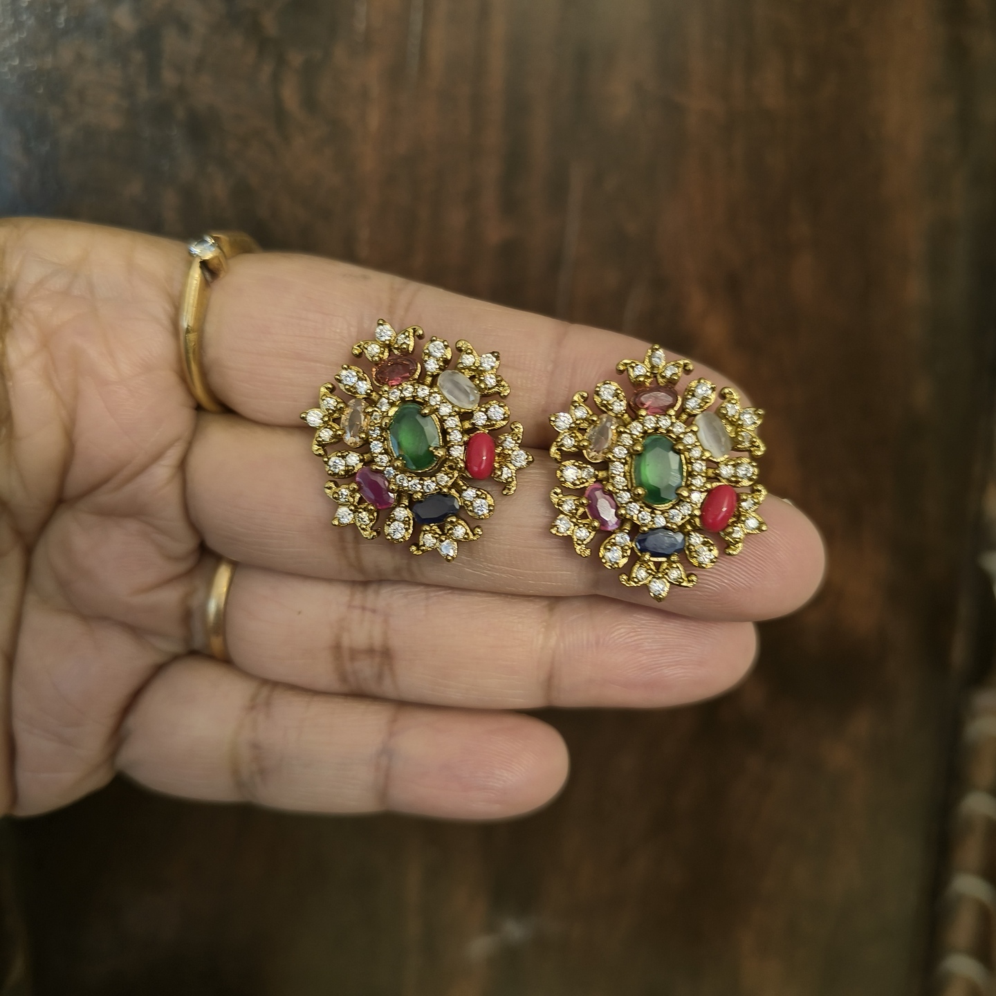 Navratan Studs