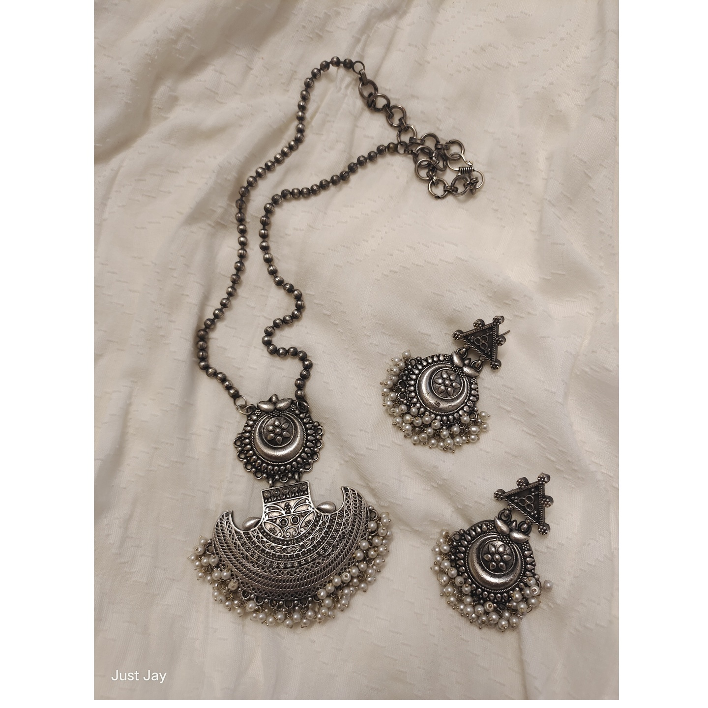 Statement Pendant with Earrings