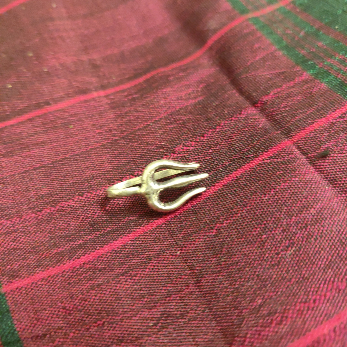 Oxidized Nose Pin
