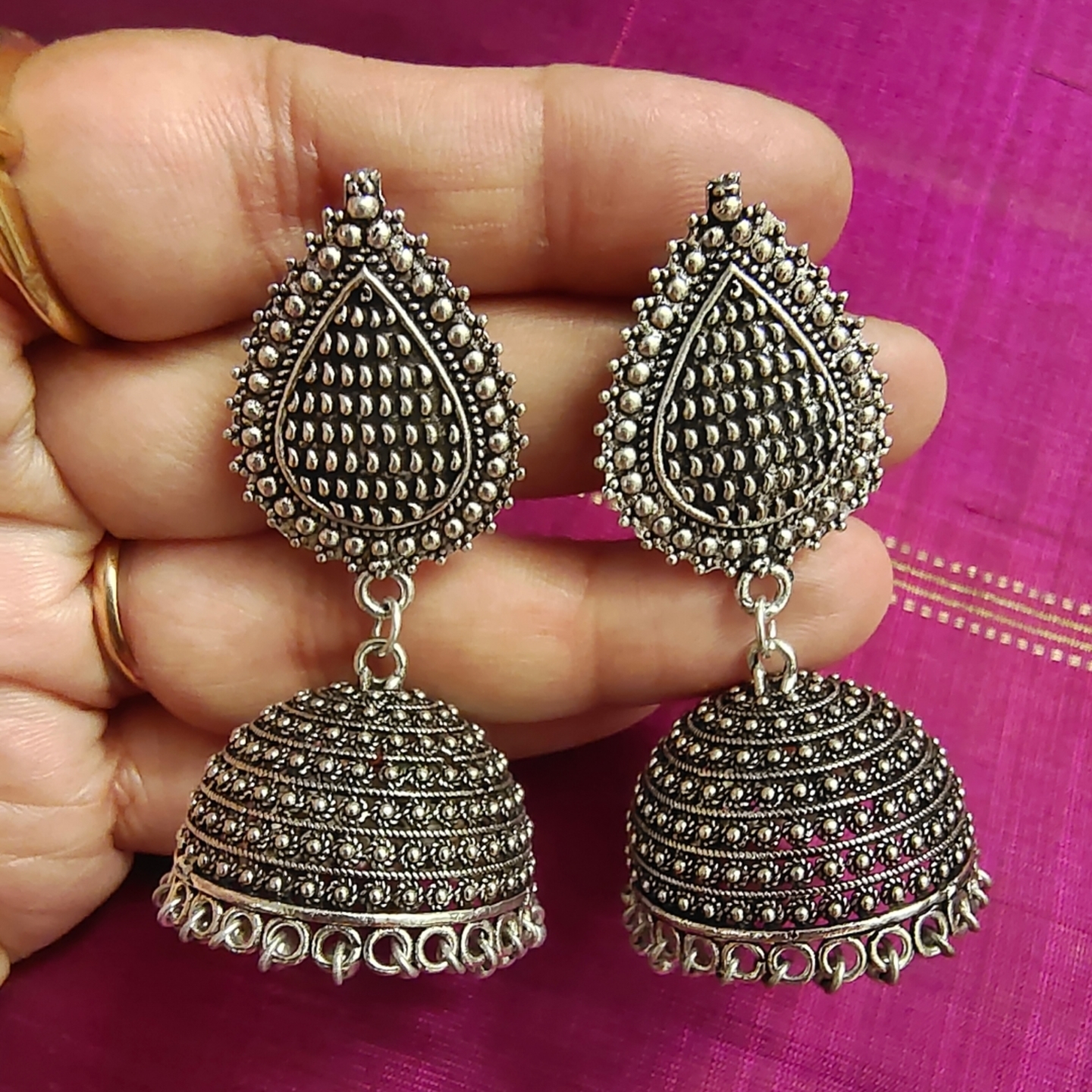 Jhumkas