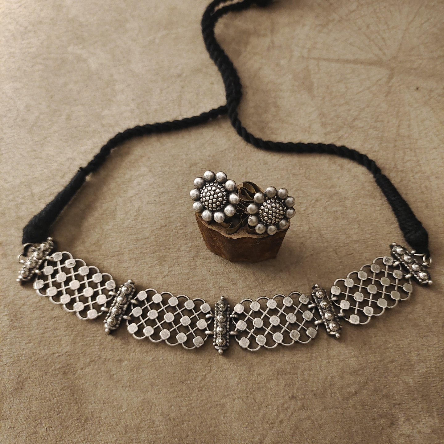 Silver Replica Choker Set