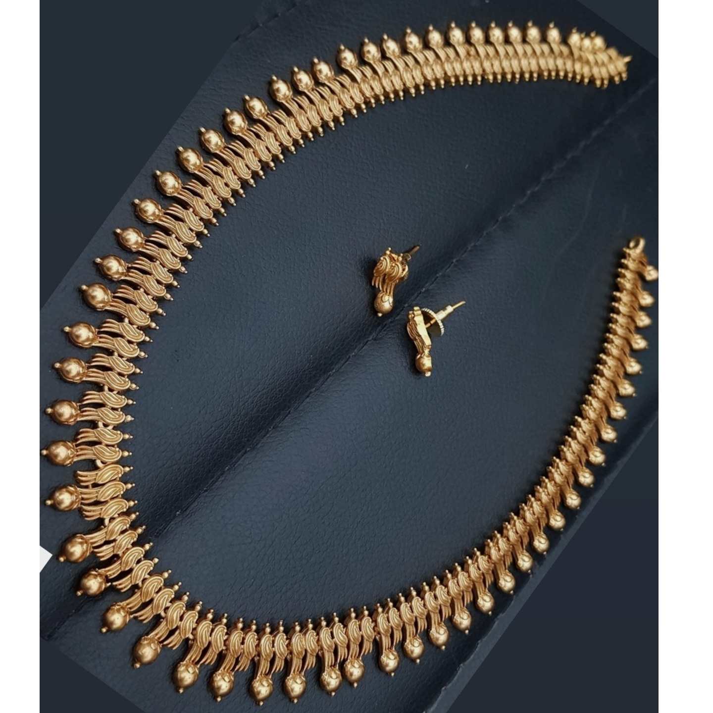 Long Necklace in Gold Finish