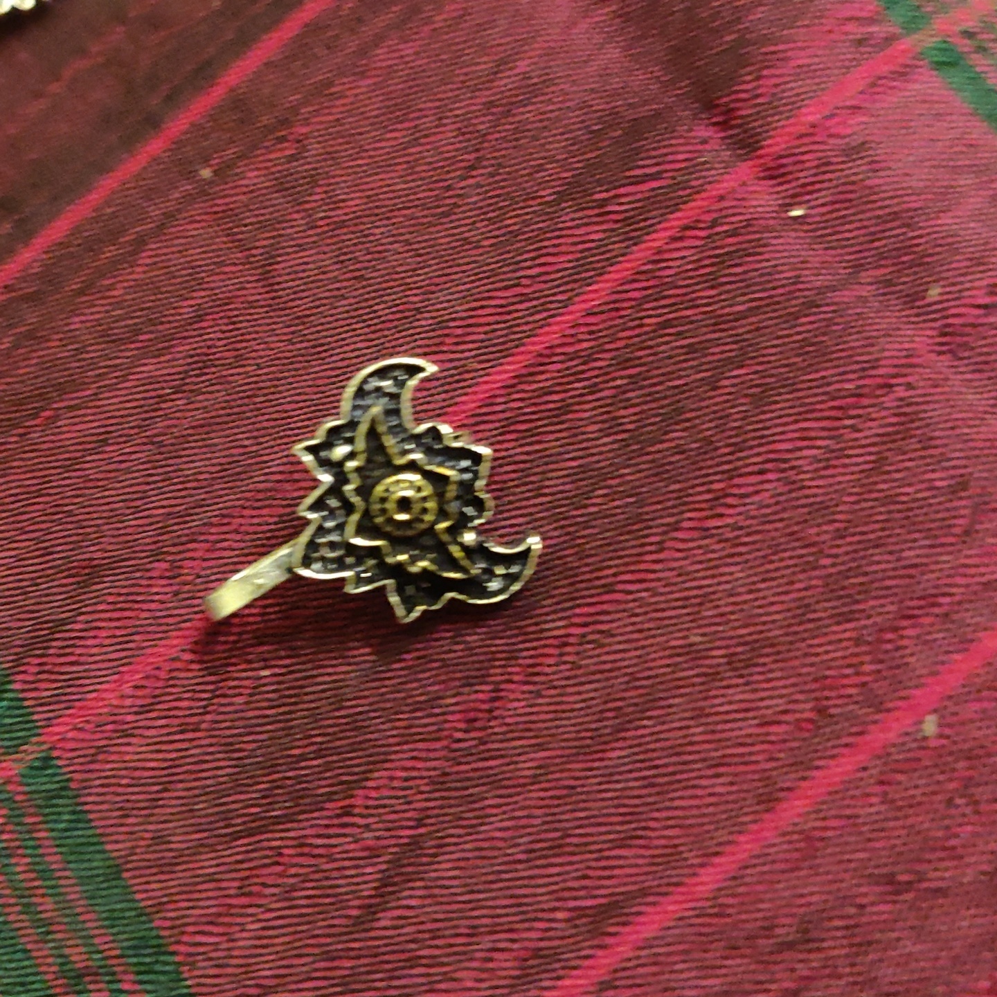 Oxidized Nose Pin
