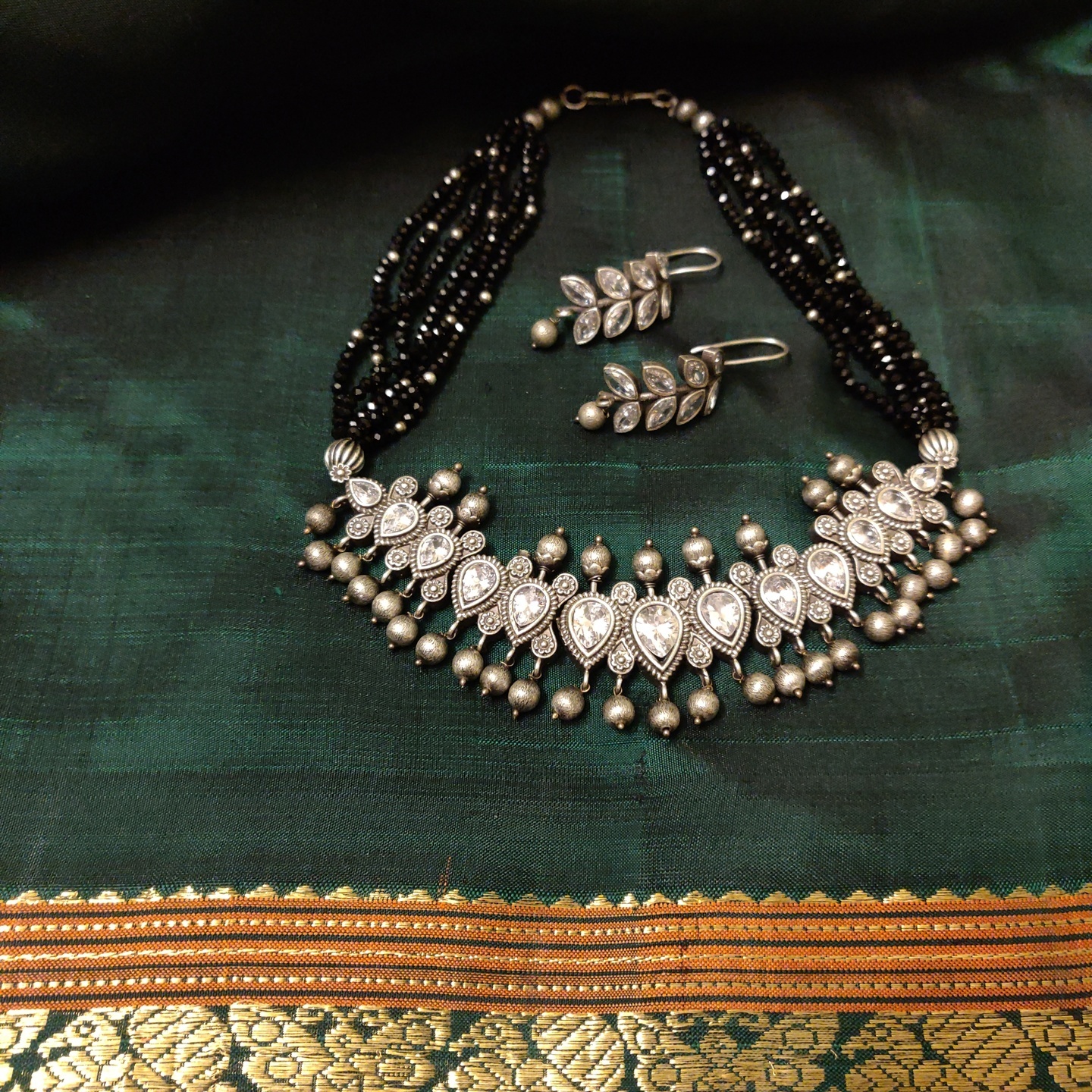 Choker Set in Silver Tone