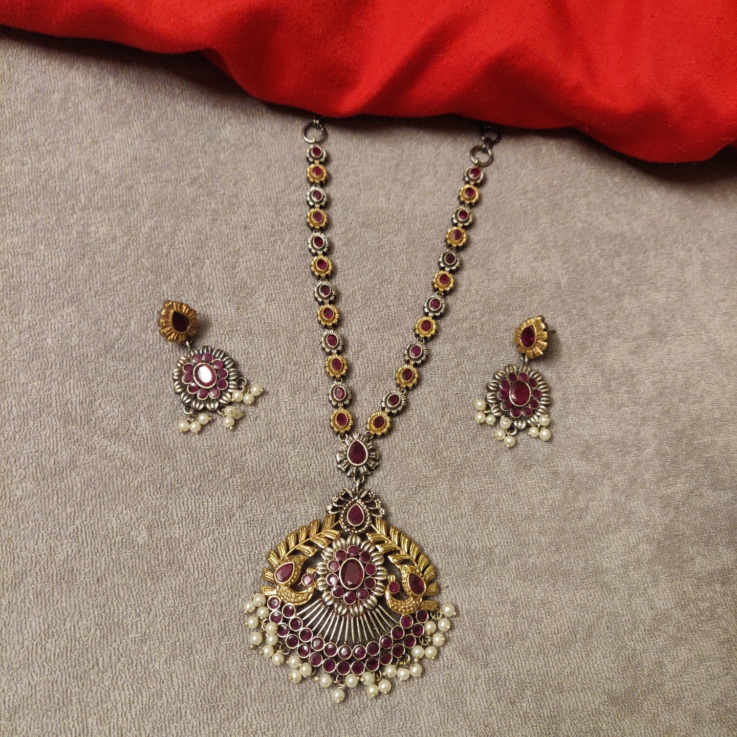 Dual Tone Necklace Set