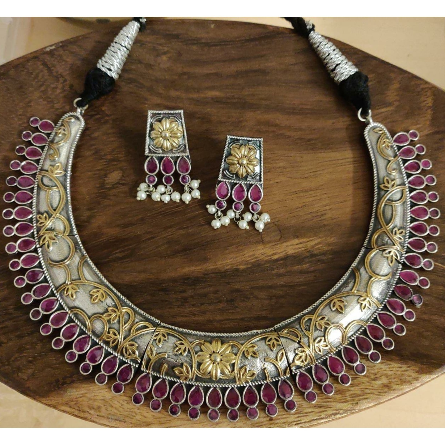 Silver Replica Hasli with Earrings