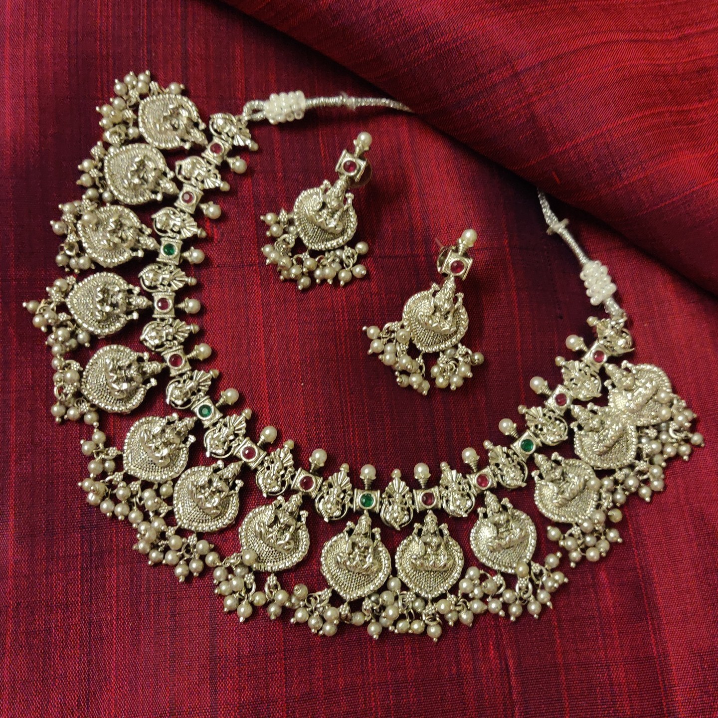 Lakshmi Ganesh Guttapusalu in Silver Finish
