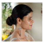 Handmade pure silver with pearl earring.
