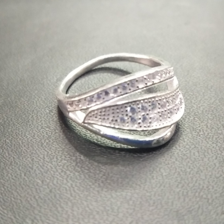 Important silve rings for girls and ladies