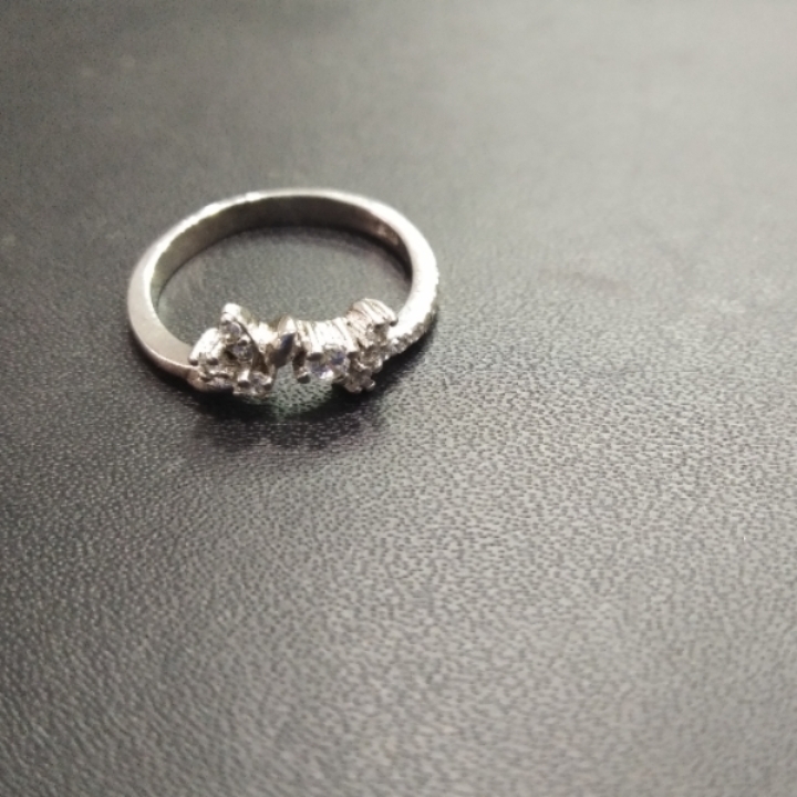 girls silver ring 