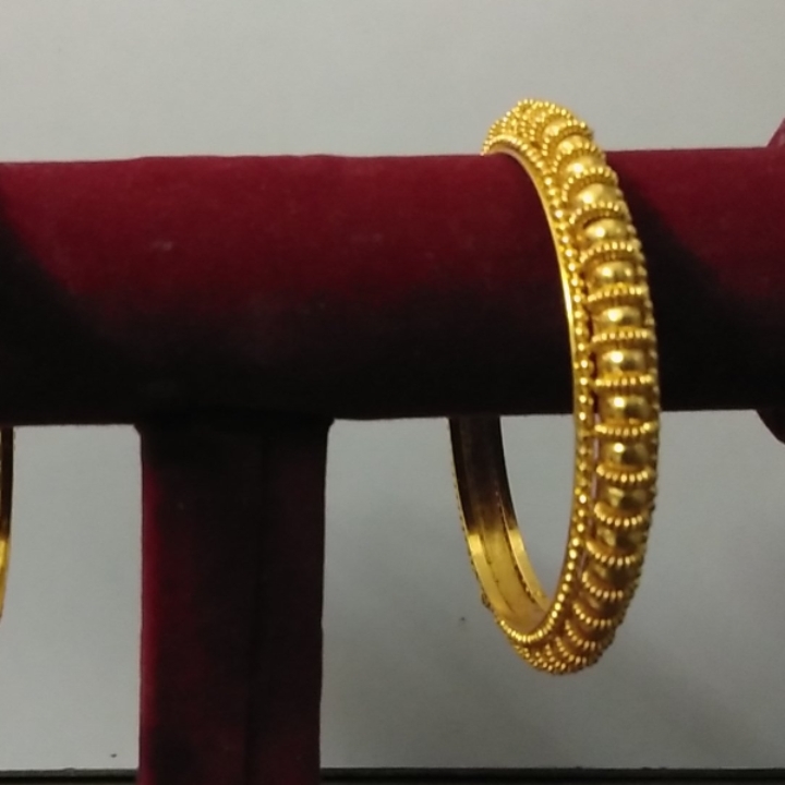 Important Artificial 2 pcs bangles strong.