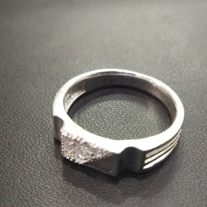 Important silver rings for gents