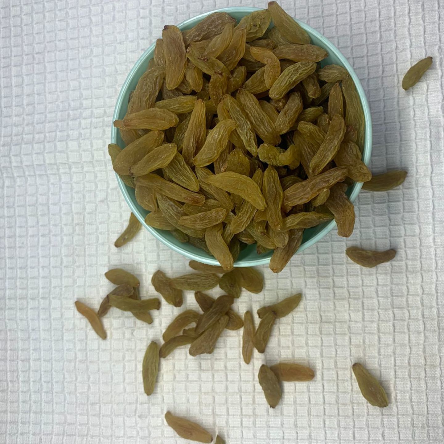 sweet dried Kishmish Long 1kg