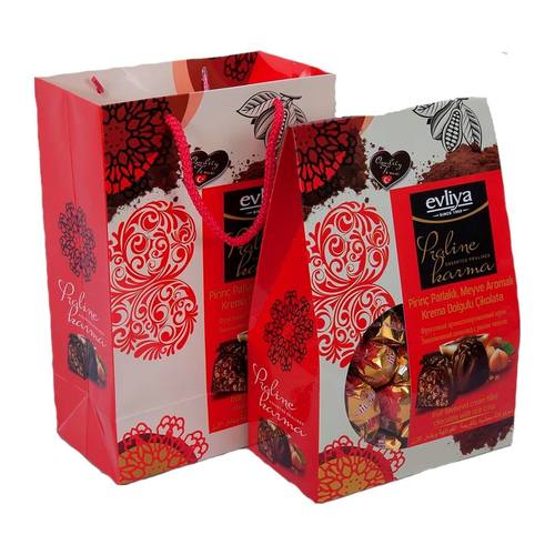 Evliya Milk Praline strawberry flavor in an attractive Gift Bag