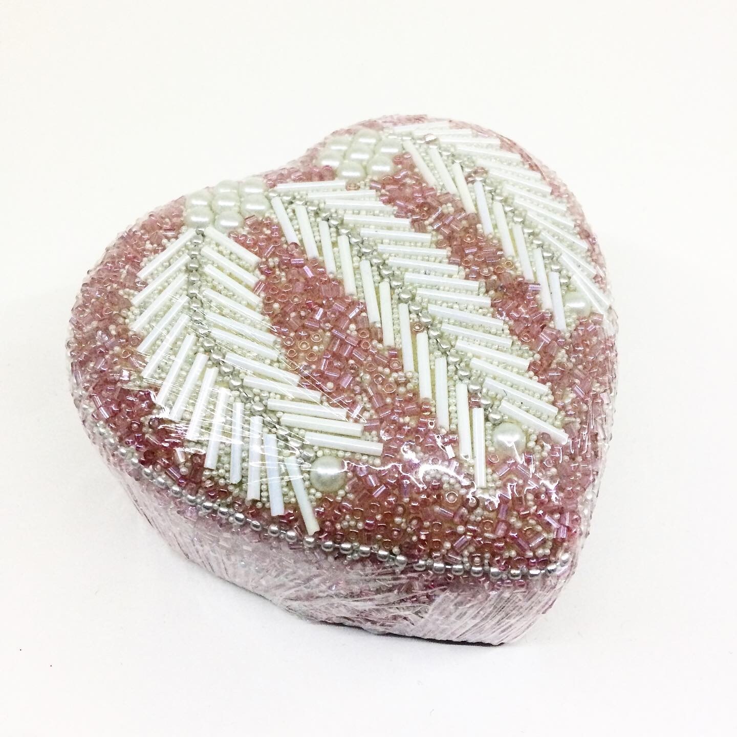Beaded Box Heart Shape 27709