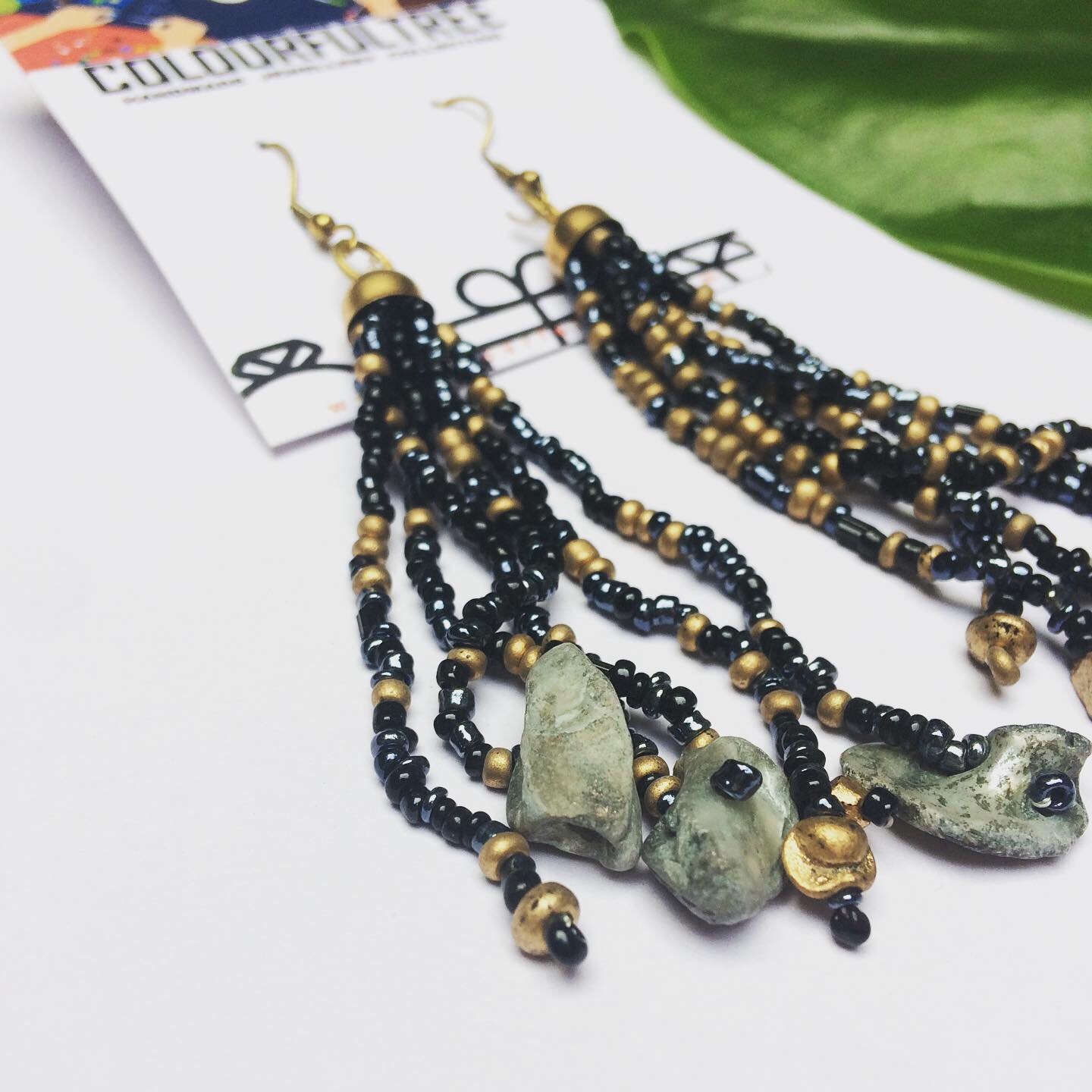 Handmade Black and Gold Beads Earrings 95211