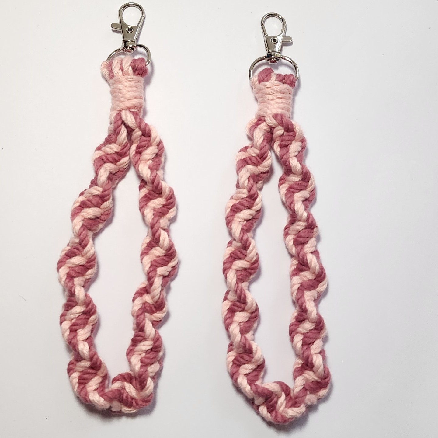 Macrame Key Chain Pink