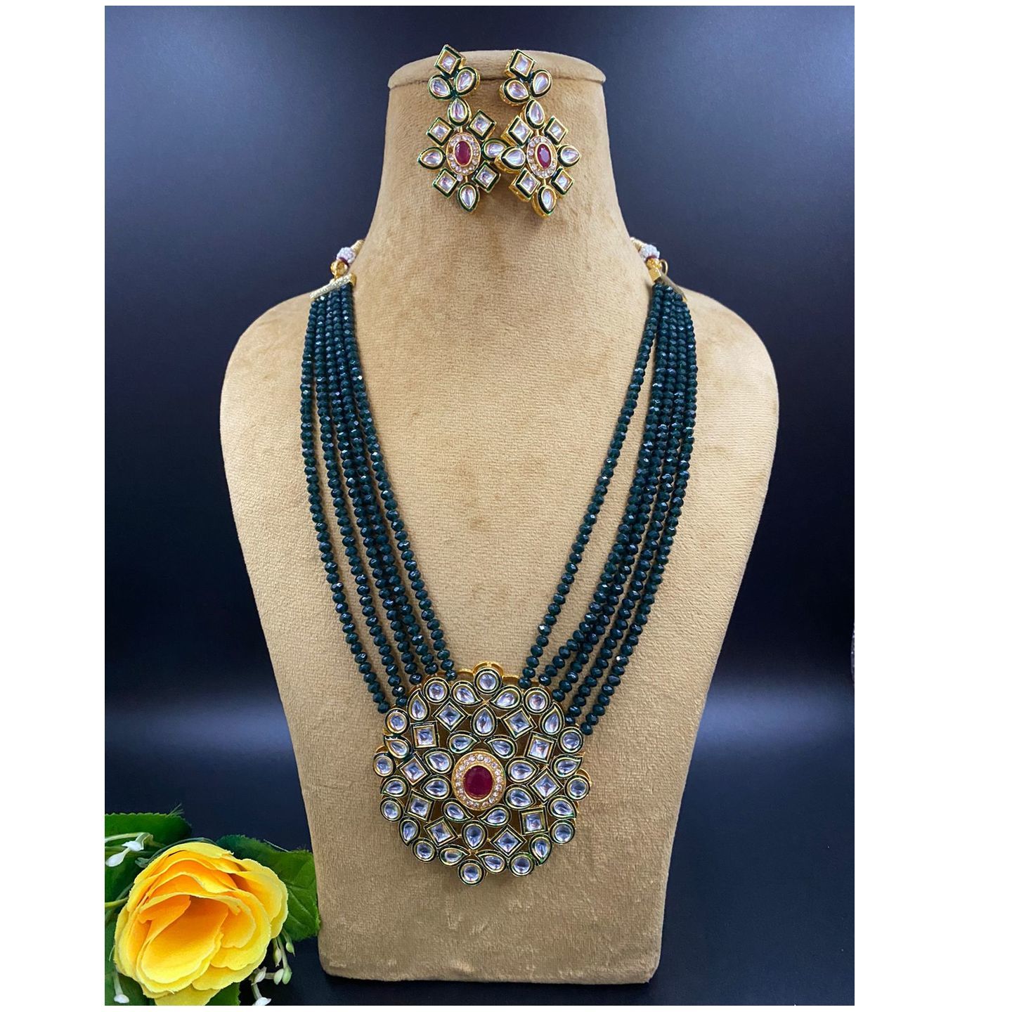 Necklace set by Myshka Fashions