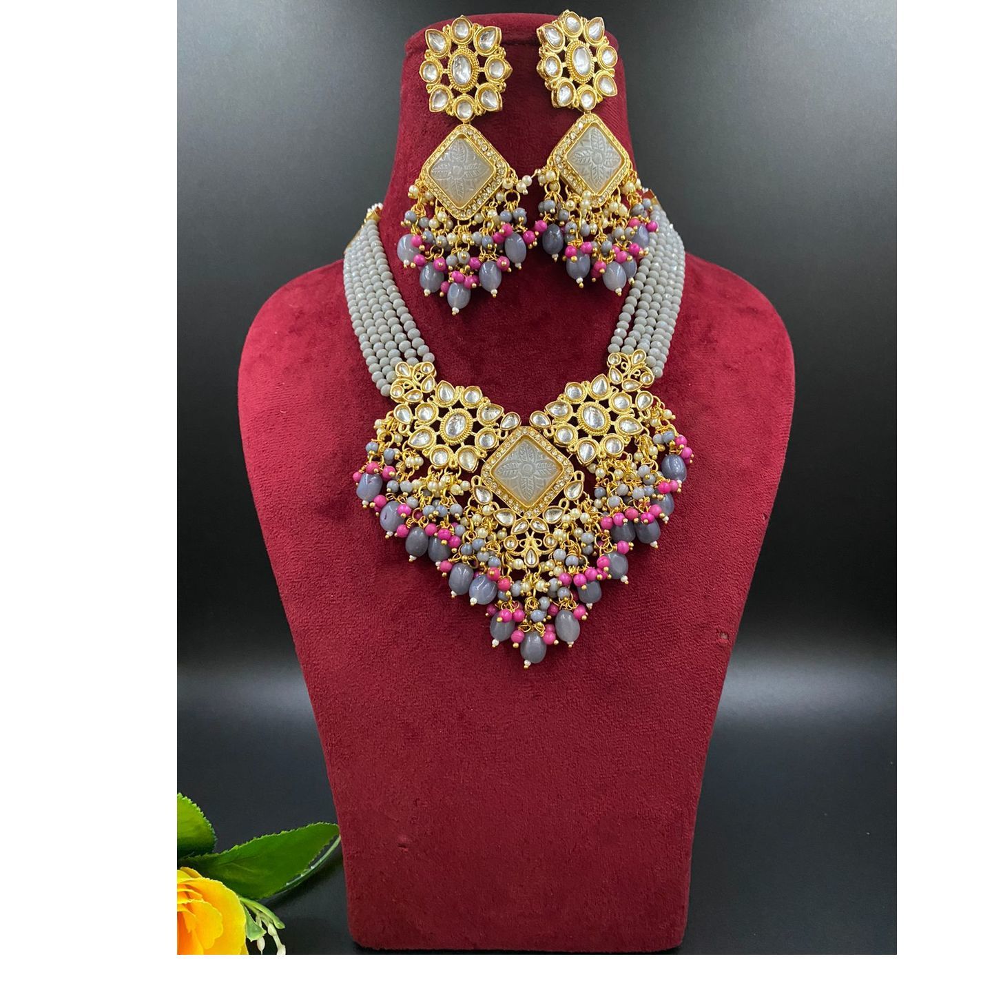 Necklace set by Myshka Fashions