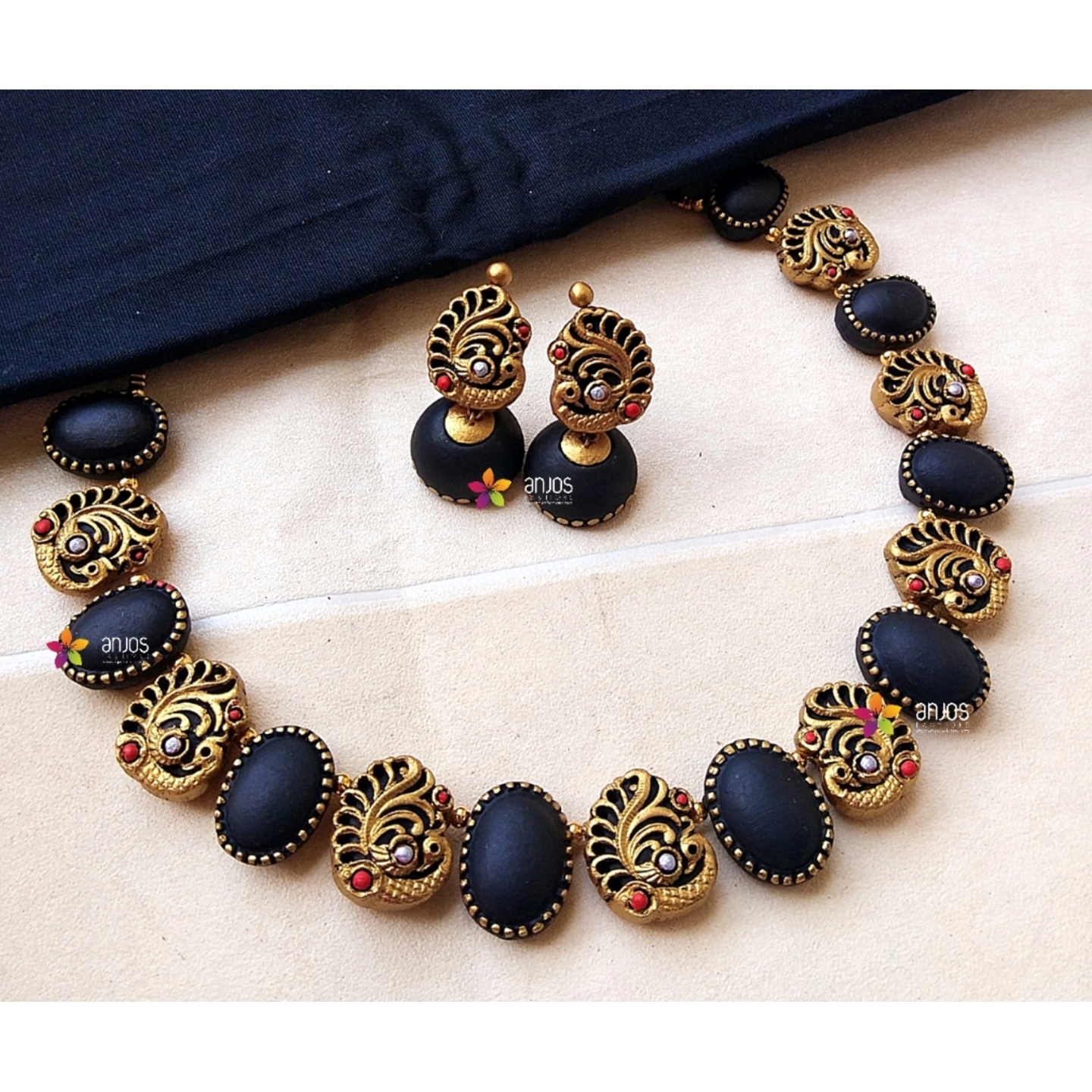 Gem Peacock Neckset