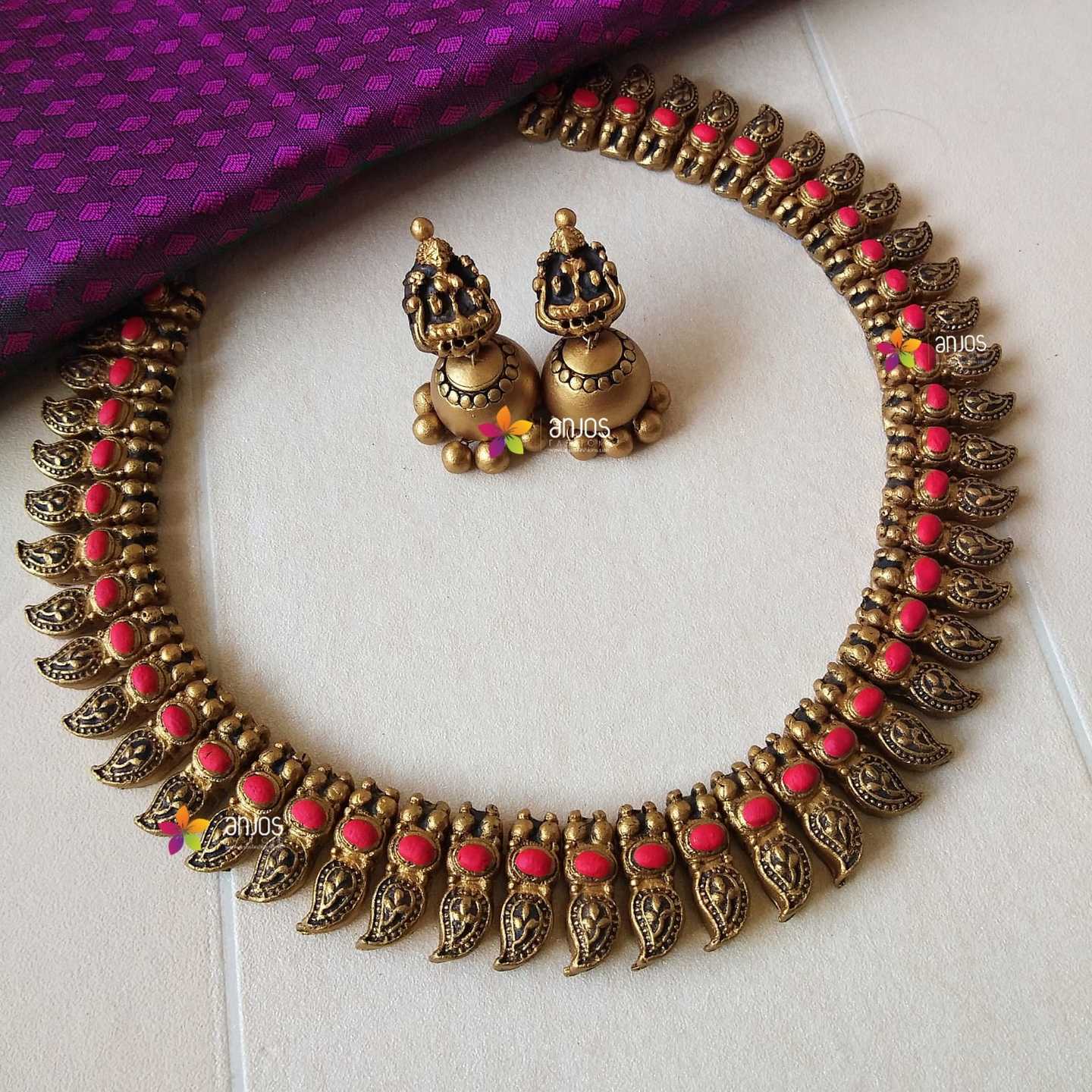 Antique Mango Neckset