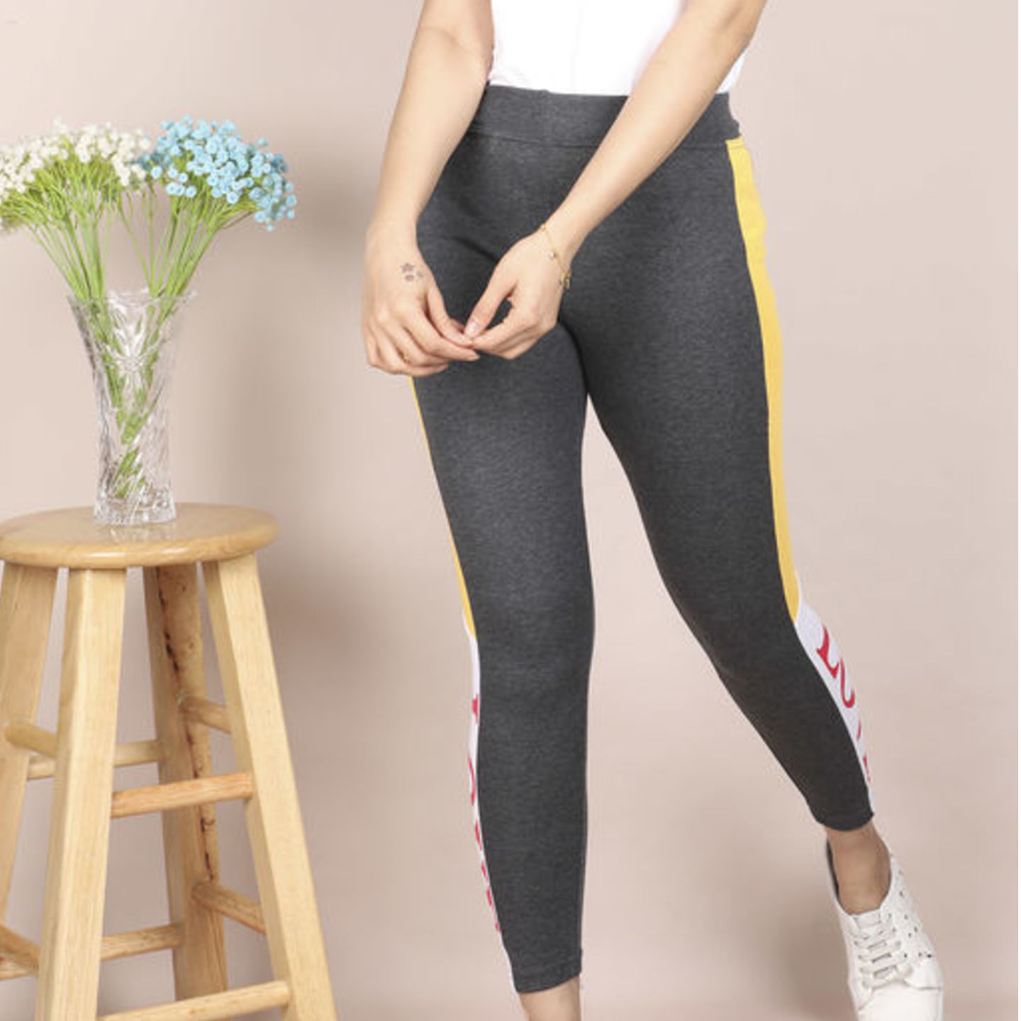 Love Design Leggings.. Free Size Waist 28-32..