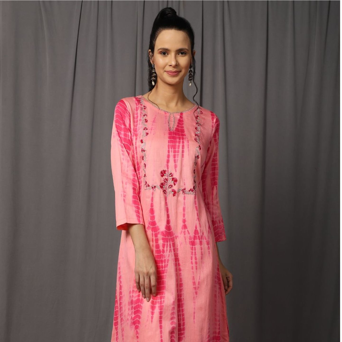 Pink tye dye hand embroidered kurta set